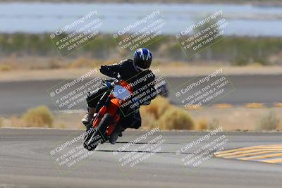 media/Oct-08-2022-SoCal Trackdays (Sat) [[1fc3beec89]]/Turn 14 (1050am)/